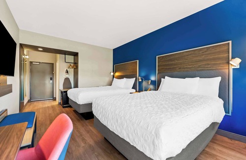 Dixon Hotel | Tru By Hilton Dixon