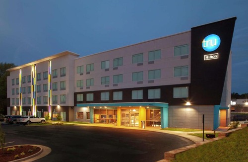 Farmville Hotel | Tru By Hilton Farmville Va