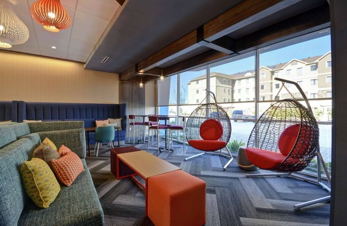 Fossil Creek Hotel | Tru by Hilton Fort Worth Fossil Creek