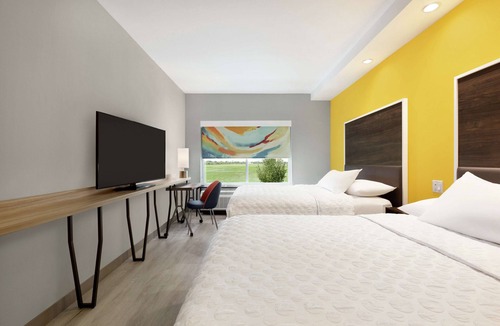 Webster Hotel | Tru by Hilton Houston Webster NASA