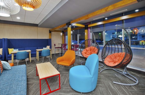 Jackson Hotel | Tru by Hilton Jackson, MI