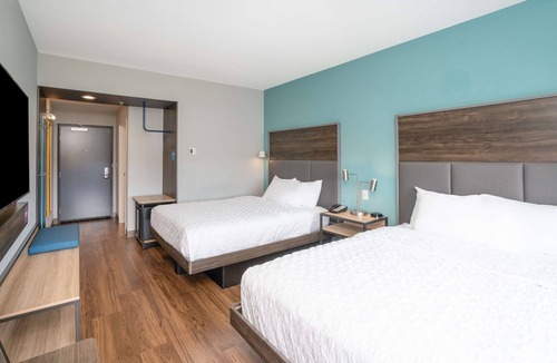 Knoxville Hotel | Tru by Hilton Knoxville North I75
