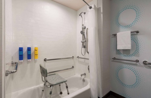 Lodi Hotel | Tru By Hilton Lodi