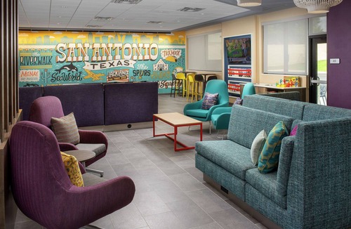 West San Antonio Hotel | Tru by Hilton San Antonio Lackland Sea World