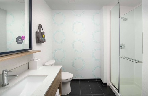 West San Antonio Hotel | Tru by Hilton San Antonio Lackland Sea World