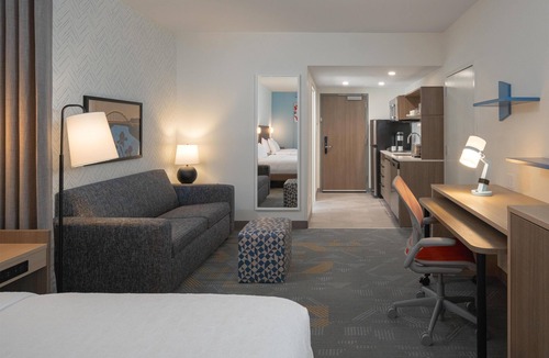 Spring Hill Hotel | Tru By Hilton Spring Hill