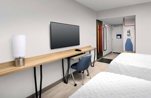 Tallahassee Hotel | Tru by Hilton Tallahassee Central