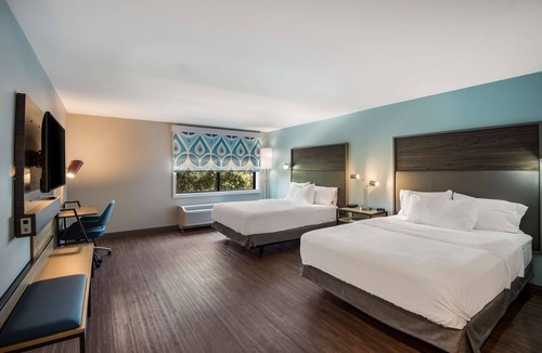 Warsaw Hotel | Tru by Hilton Warsaw