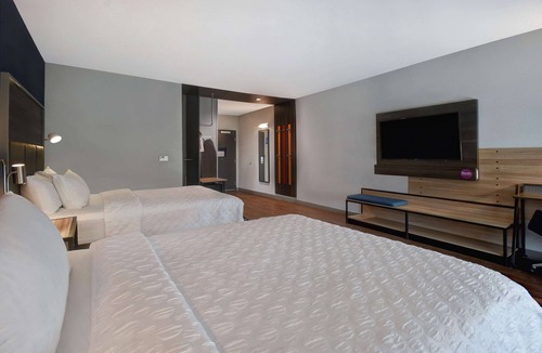 West Memphis Hotel | Tru by Hilton West Memphis, AR