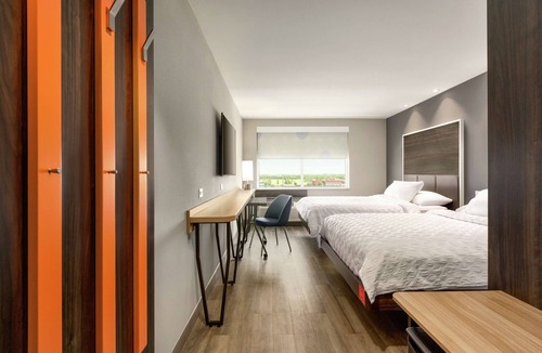 Greenwich Hotel | Tru by Hilton Wichita Northeast