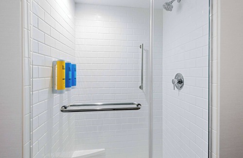Wilmington Hotel | Tru by Hilton Wilmington