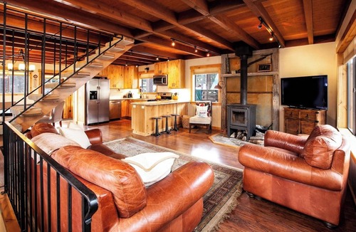 Donner Lake Woods Cabin | Truckee Time - Donner Lake Retreat