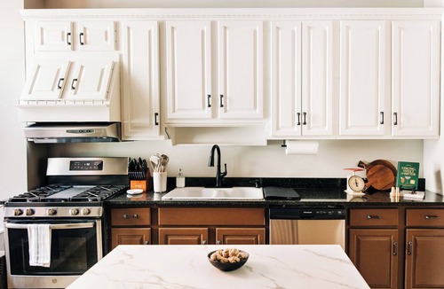 Historic Downtown House | True 3bed/2bath - 20 mins to NYC + MetLife Stadium! Luxury Brownstone