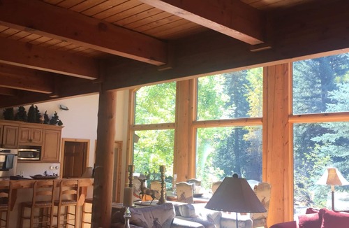 Durango House | True Colorado Log home backing to the river