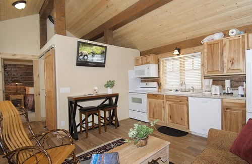 Island Park Villa | True Grit Adventure