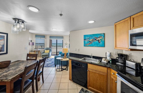 Belle Vista Condo | TRUE GULF FRONT 100% DIRECT SW BEACH & GULF VIEWS Vistas 301 Clean & Quiet