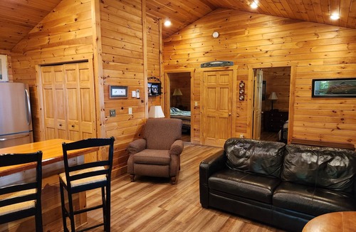 Chautauqua County Cottage | True Lake Beachfront, Stunning Sunsets, Beach glass hunting