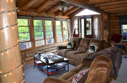 Ellsworth Cabin | True Log Cabin in the White Mountains