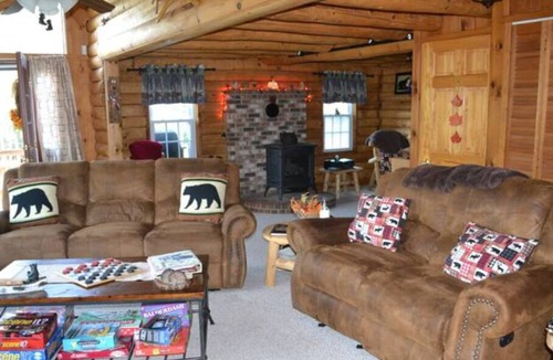 Ellsworth Cabin | True Log Cabin in the White Mountains