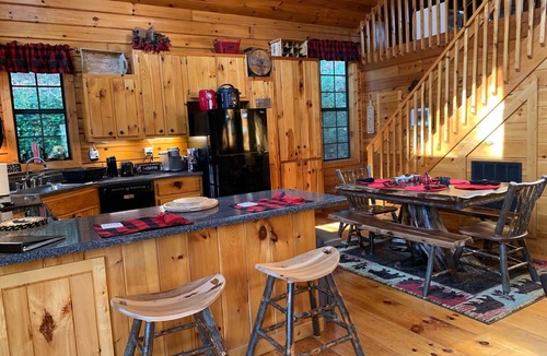 Murphy Cabin | True Log Home In The Mountains