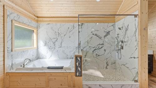 Cleveland House | True Love Treehouse - Magic Above the Pines