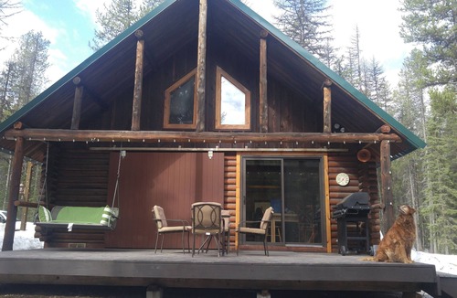 Essex Cabin | True Montana Log Cabin on 4 acres
