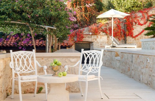 Pile House | Truly Luxurious Villa next to Old Town, Pool, 4 bedrooms in Mediterranean style