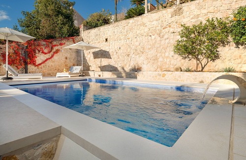 Pile House | Truly Luxurious Villa next to Old Town, Pool, 4 bedrooms in Mediterranean style