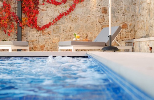 Pile House | Truly Luxurious Villa next to Old Town, Pool, 4 bedrooms in Mediterranean style