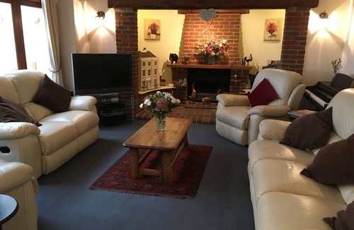 Charlwood Bed & Breakfast | Trumbles