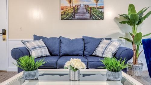 Central Manchester Apartment | TruStay in Central Connecticut