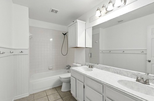 Prosper House | Trusted 4BR Luxury Home in Prestigious Neighborhood