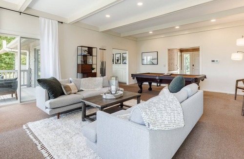 Lynn House | Tryon's Mtn Manor | Indoor Heated Pool, Games + Mtn Views!