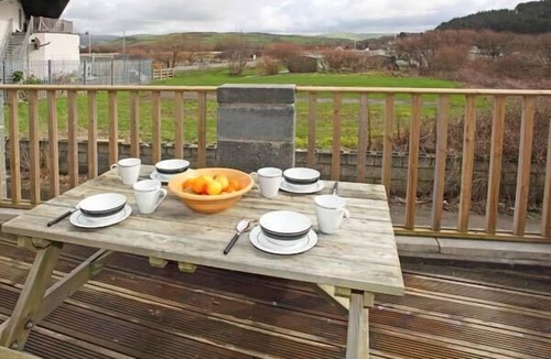 Borth Cottage | TRYSOR Y MOR, family friendly, country holiday cottage in Borth