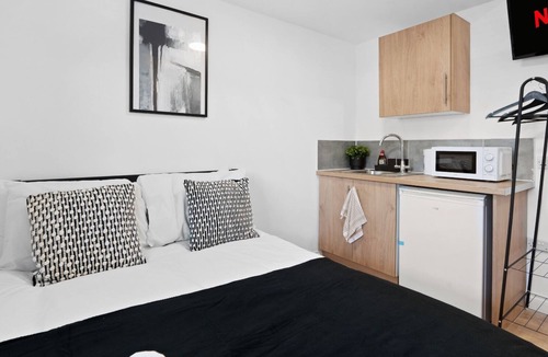 Woodside Apartment | TTSA - Studio - Norwood Junction - A4