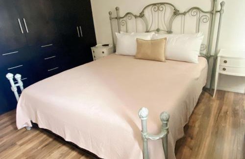 Playas de Tijuana House | Tu Casa de Familia