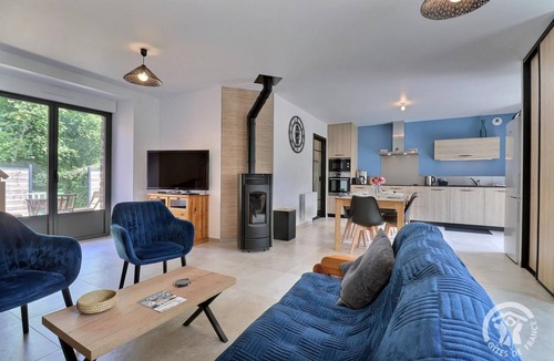 Erce-pres-Liffre House | Tuberix - Erce Pres Liffre