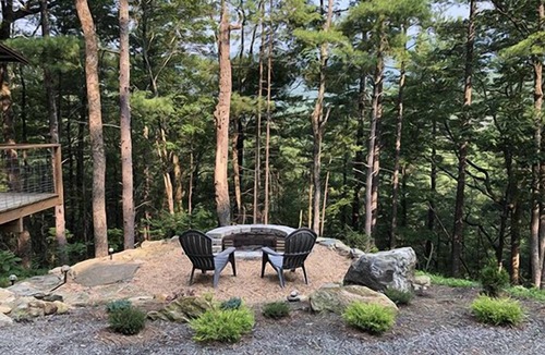 Stanardsville Cabin | Tucked Away | 1 Bed, 1 Bath