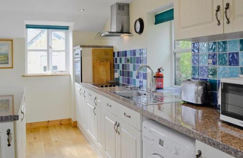 Linkinhorne House | Tucked Away