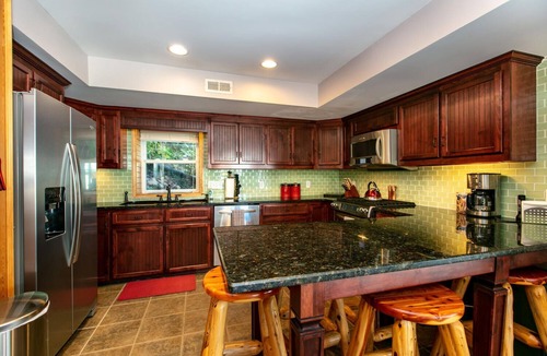 Lake Lure Cottage | Tucked Away Gem: Lakefront, SUP