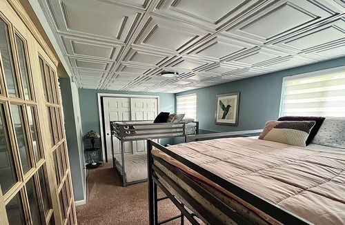 Brodheadsville House | Tucked Culdesac!