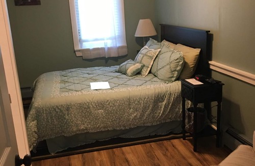 Meredith Bed & Breakfast | Tuckernuck Inn