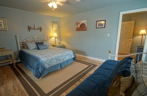 Meredith Bed & Breakfast | Tuckernuck Inn