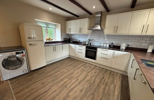 Shoscombe House | Tuckers Grave Inn - Historic Inn & Cider Pub