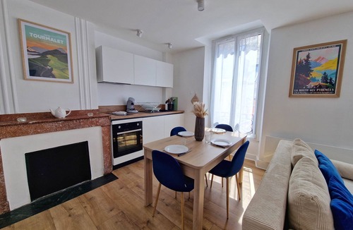 Bagneres-de-Bigorre Apartment | Tucou ✦ T2 luminous 4 pers ✦ Thermes on foot