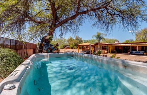 Tucson House | Tucson Estate Near Sabino Hiking: Family Sanctuary