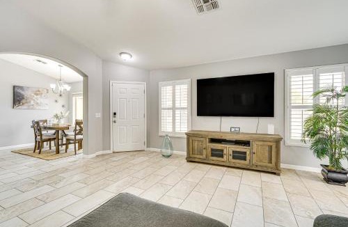 Cortaro House | Tucson Home w/Patio, Grill & Mountain Views!