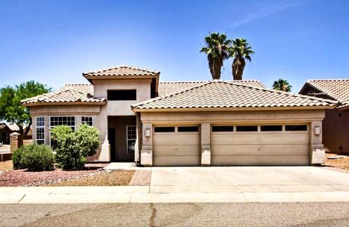 The Bluffs House | Tucson Home w/Pool & Santa Catalina Mtn Views