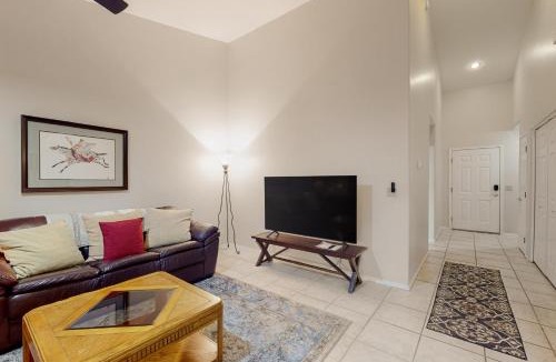 Casas Adobes House | Tucson National #8689