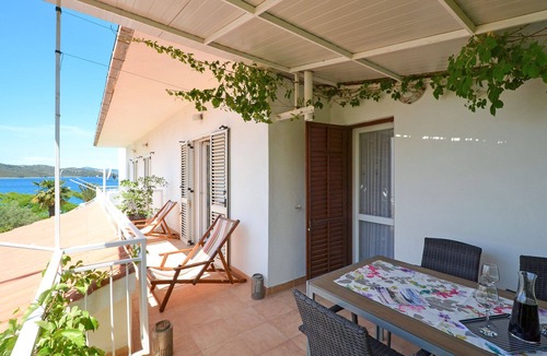 Okrug Gornji Apartment | Tudija 2 - Apartment 25m from the beach